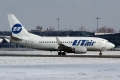 Boeing 737-524